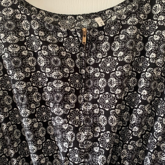 Floral design dress - Picture 2 of 4